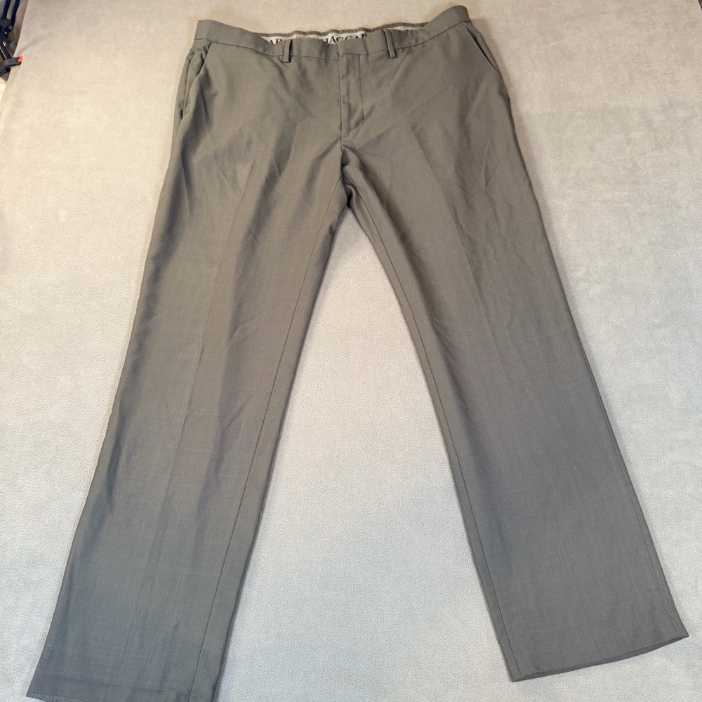 Haggar Men’s Dress Pants/Slacks- Gray - Size 40x32